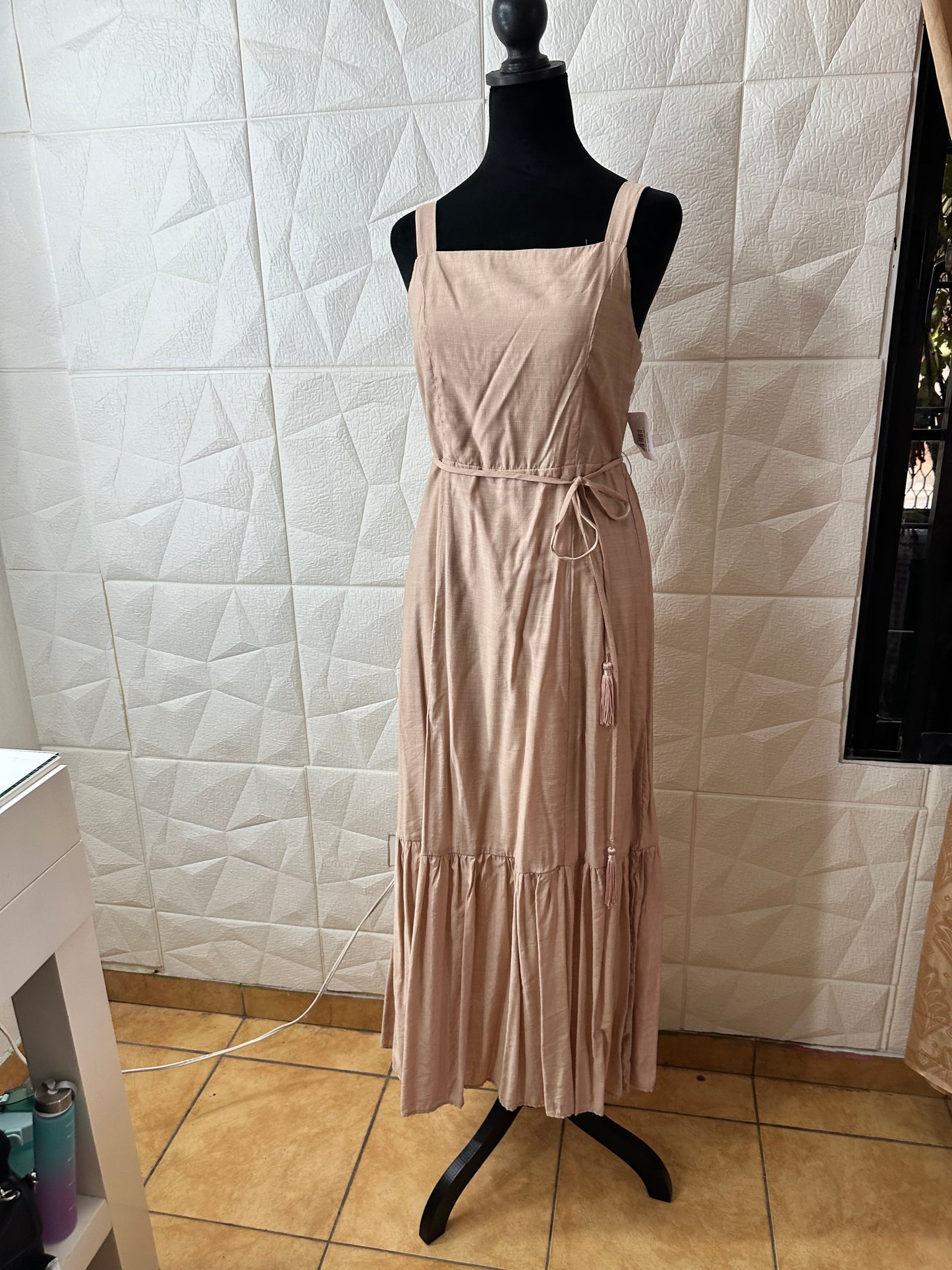 Vestido nude